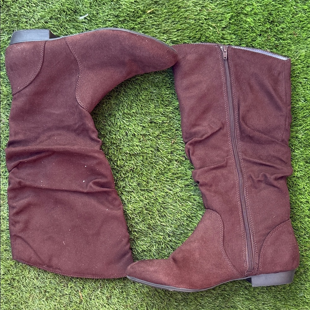 LOWER EAST SIDE Chocolate Suede Boots Size 11